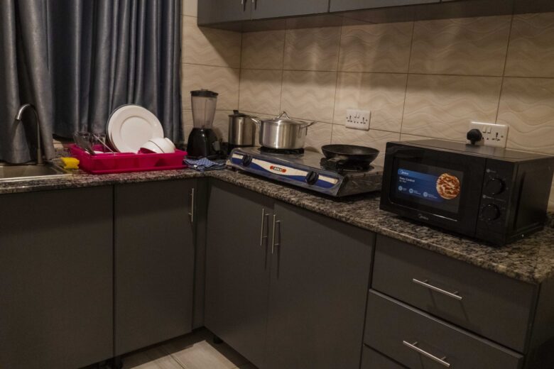 Best furnished and serviced apartments in Kigali. with an airport view. the apartmnts is so friendly to every one